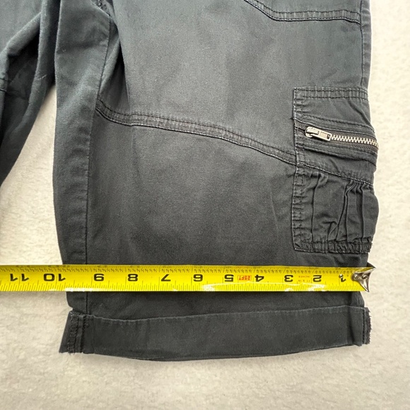 Style & Co Medium Women's Black Bermuda Cargo Shorts - Picture 9 of 11